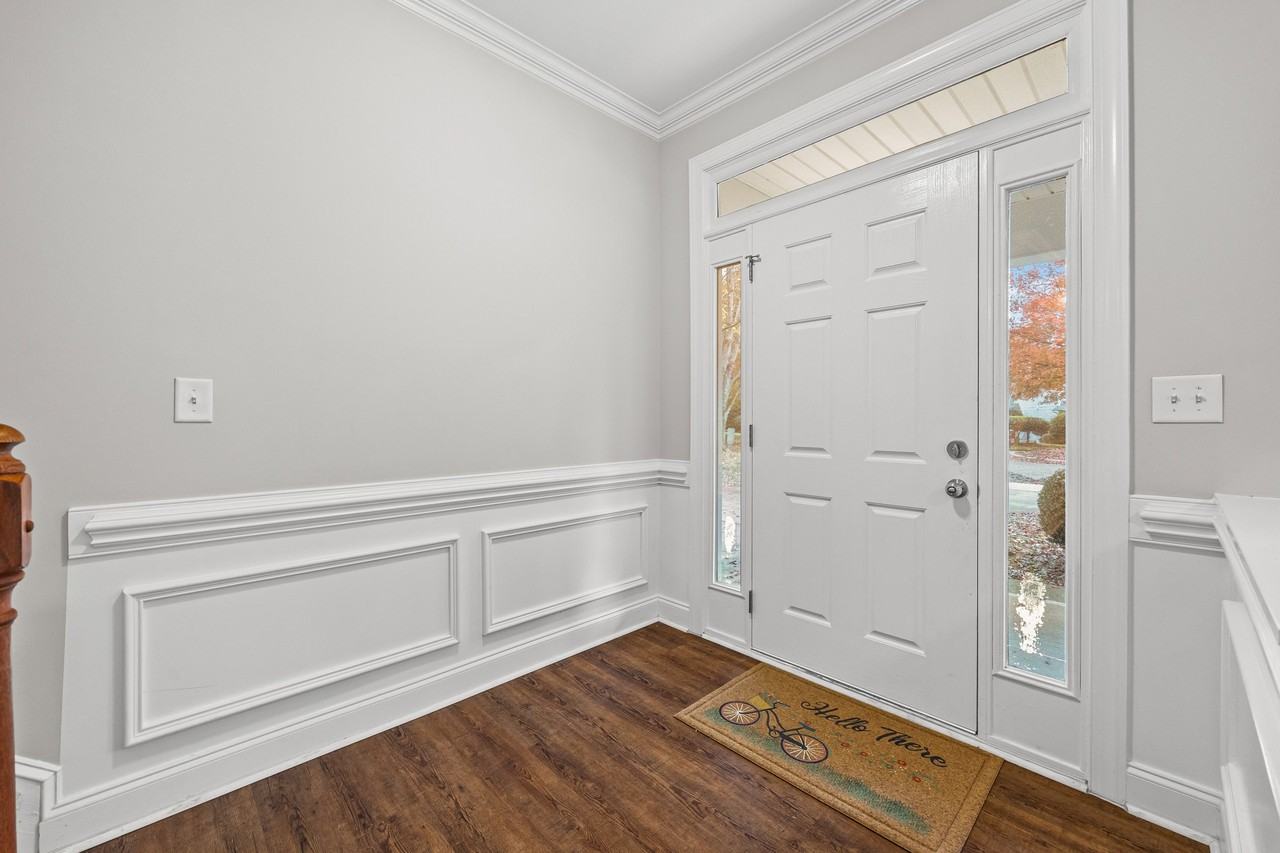 10139 Allison Taylor Ct #1 - Photo 3 of 32