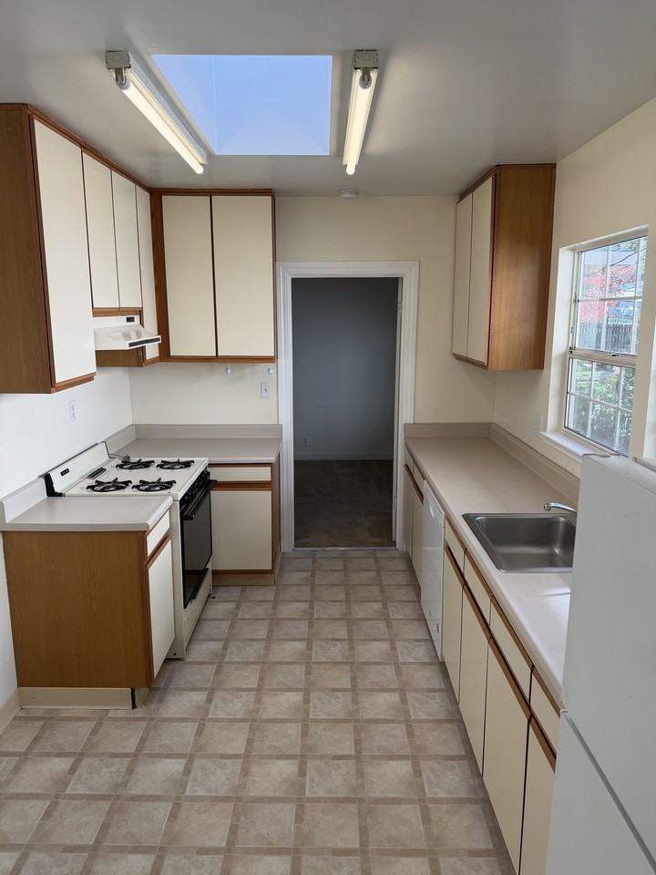 187 Woodland Avenue #187 - Photo 2 of 14