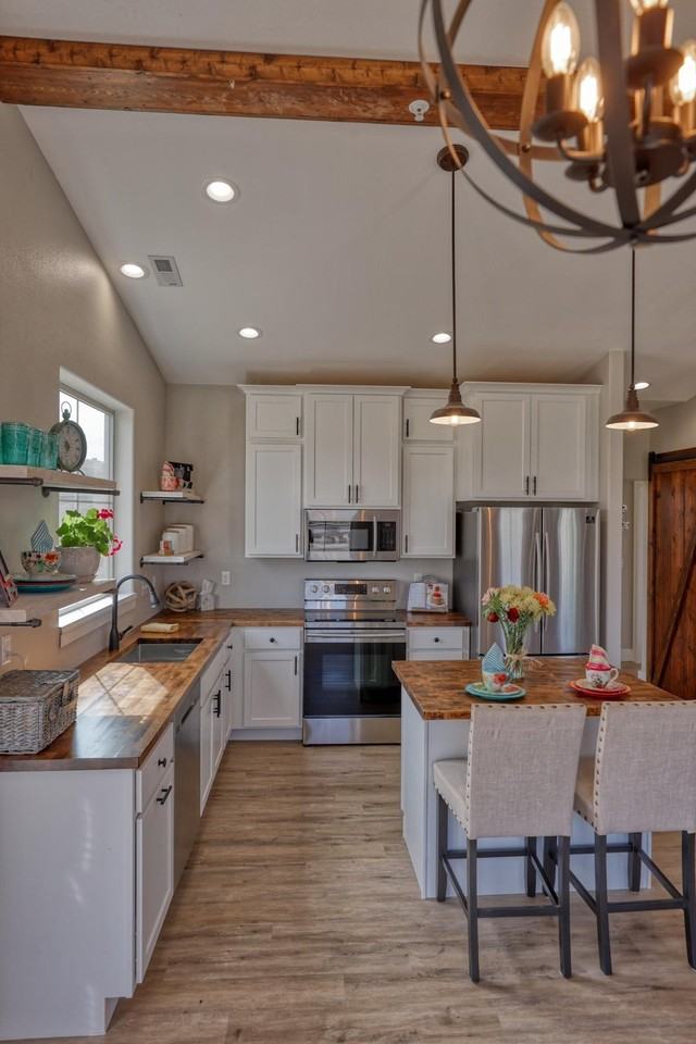 847 Lincoln Dr #201 - Photo 2 of 27