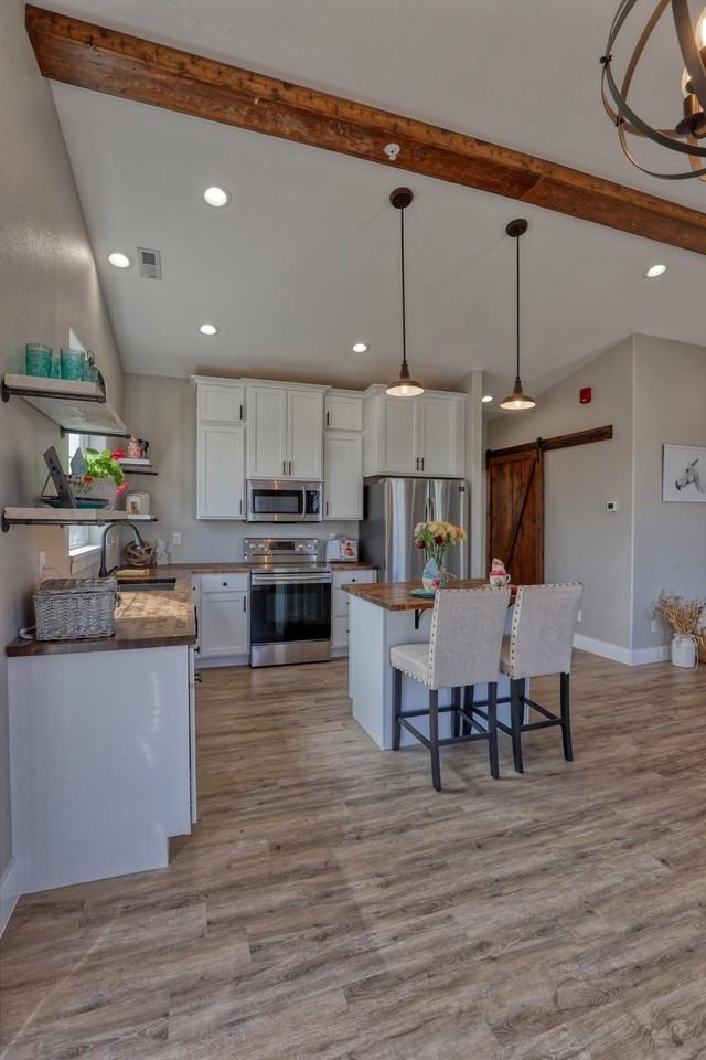 847 Lincoln Dr #201 - Photo 5 of 27