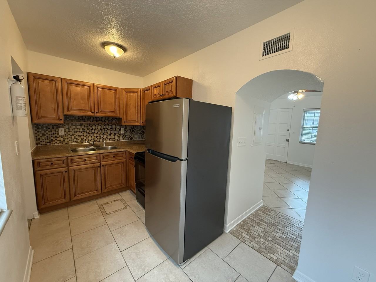 3055 Belden St #3055 - Photo 3 of 5