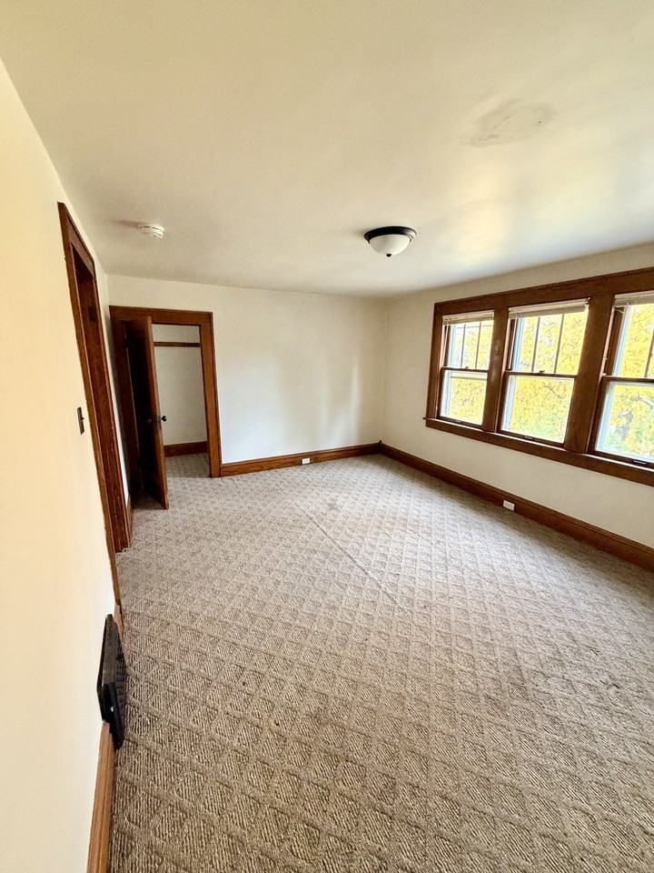 1251 1251 Walnut St - A- Upper - Photo 7 of 13