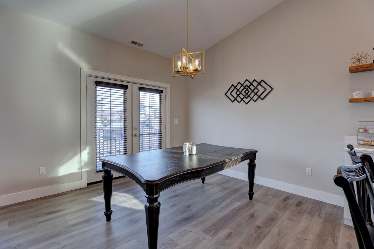 855 Lincoln Dr #202 - Photo 6 of 32