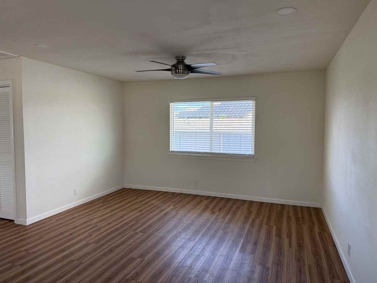 3317 Catherine St #1 - Photo 4 of 12