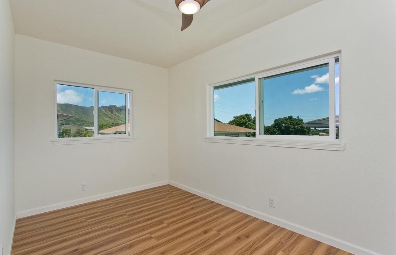 3317 Catherine St #1 - Photo 7 of 12