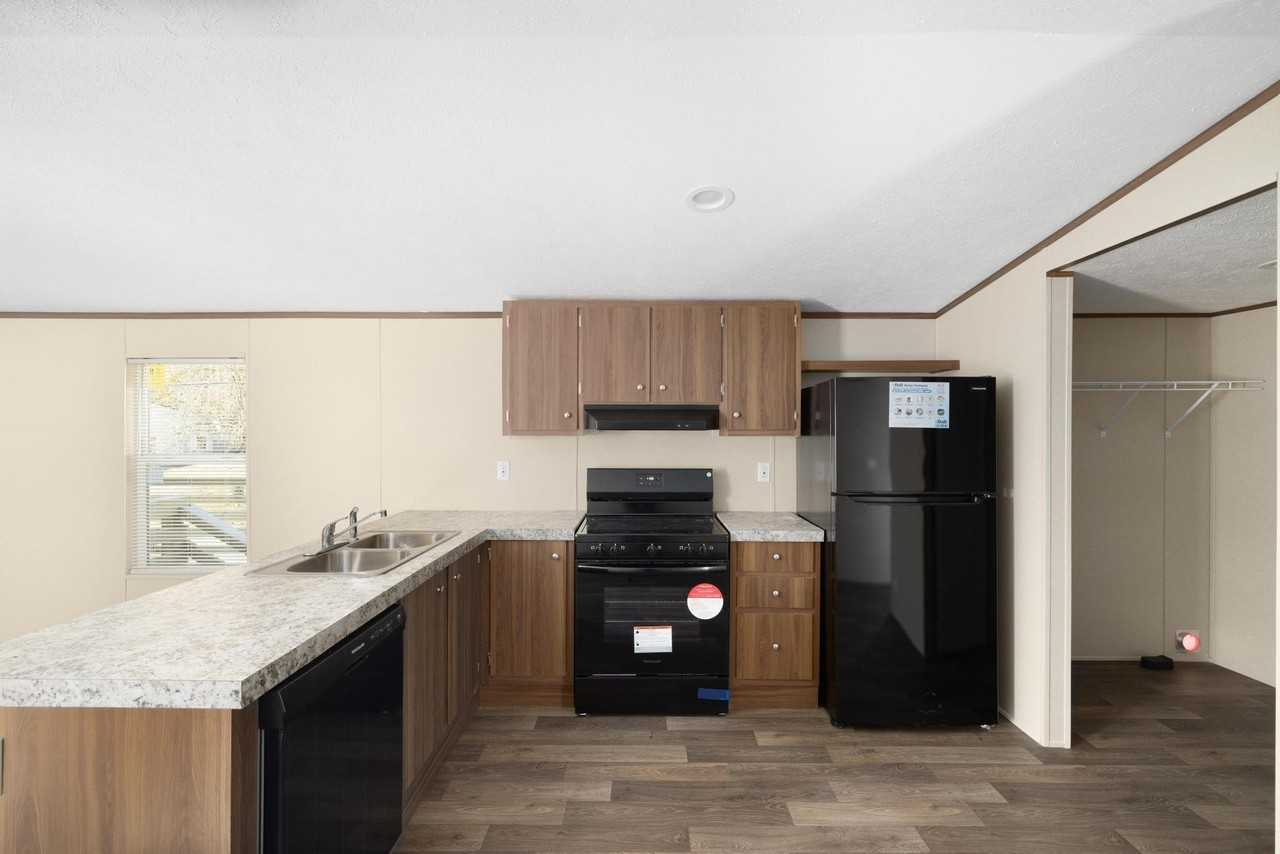 100 Burrow Ln #1 - Photo 2 of 11