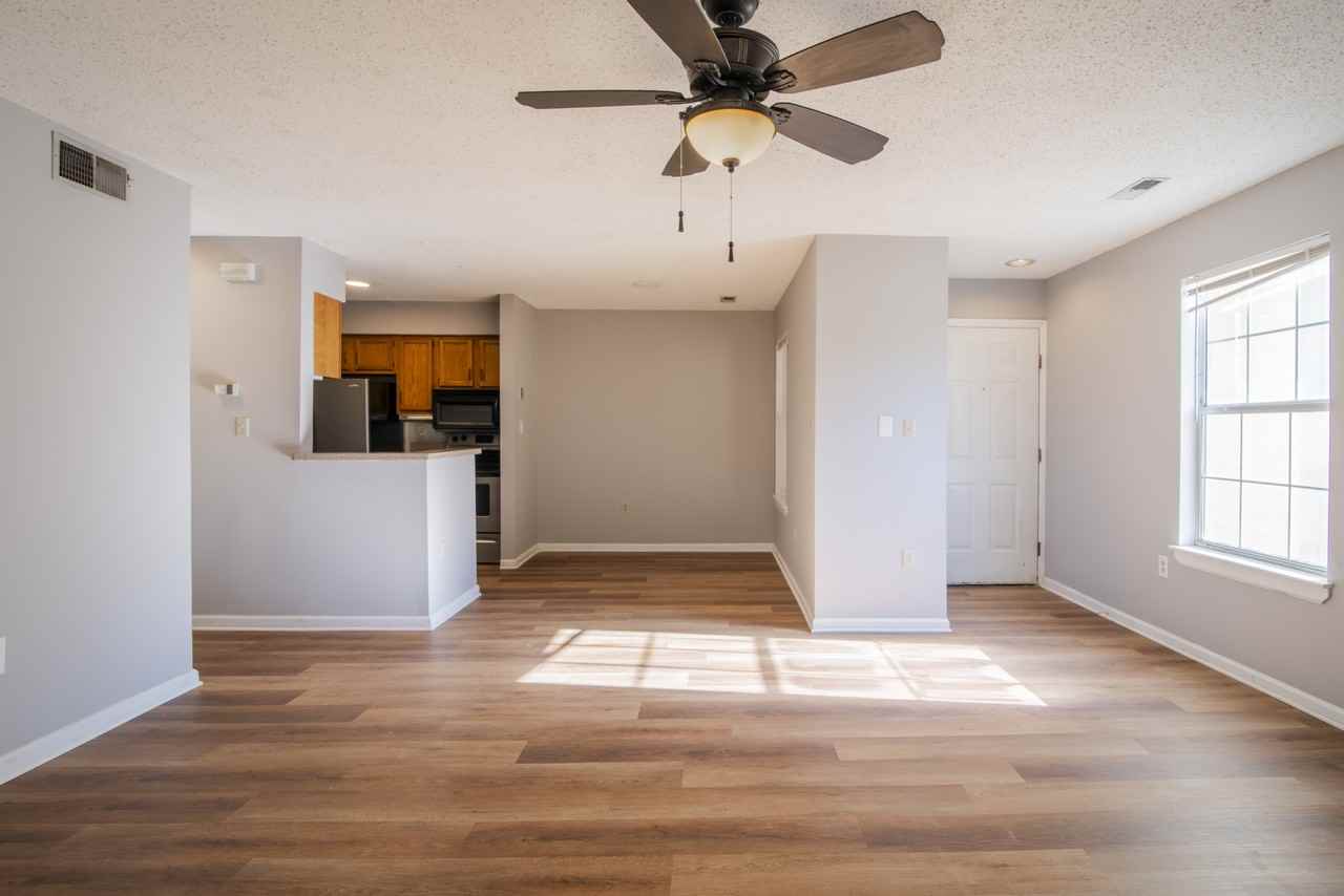 8117 8117 Tremaine CourtUnit B #1 - Photo 3 of 19