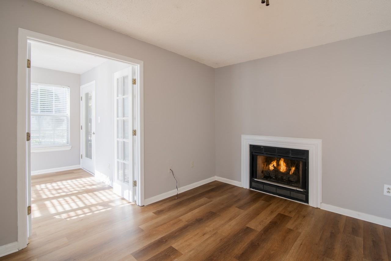 8117 8117 Tremaine CourtUnit B #1 - Photo 4 of 19