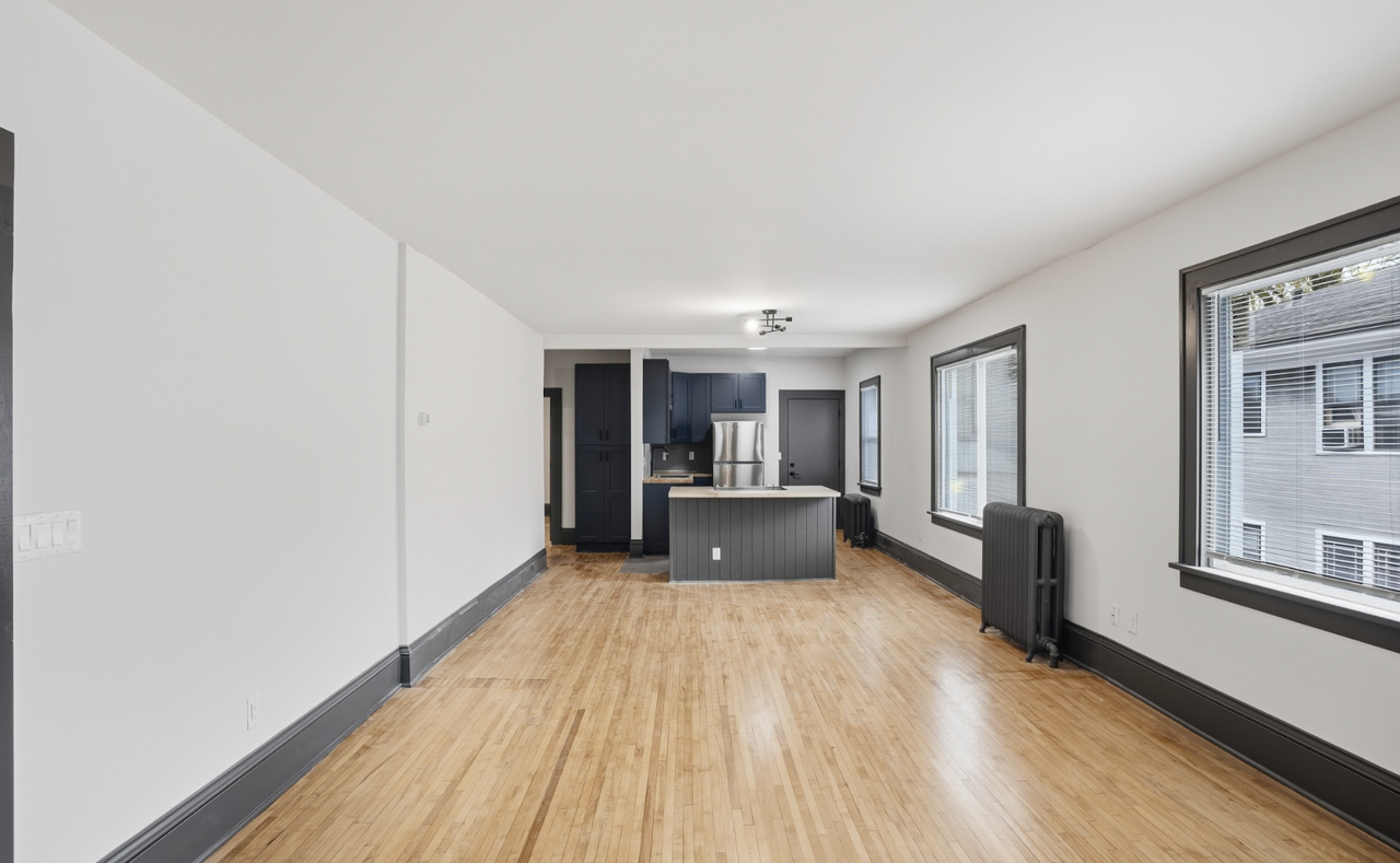 3433 Portland Ave #1 - Photo 5 of 9