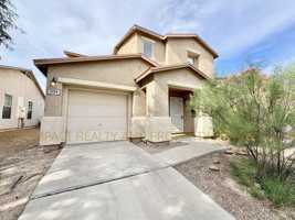 featured image of 2324 S Mcconnell Dr #1