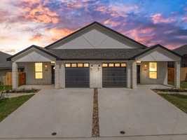 featured image of 5111 Rose Petal Ct #1