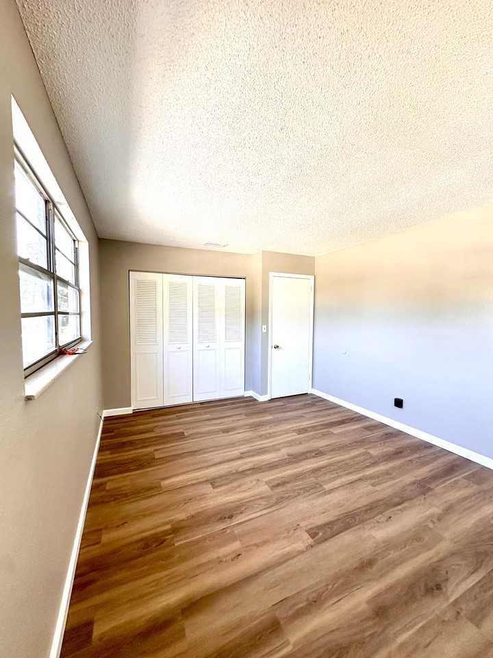 450 Tomoka Ave #215 - Photo 3 of 20