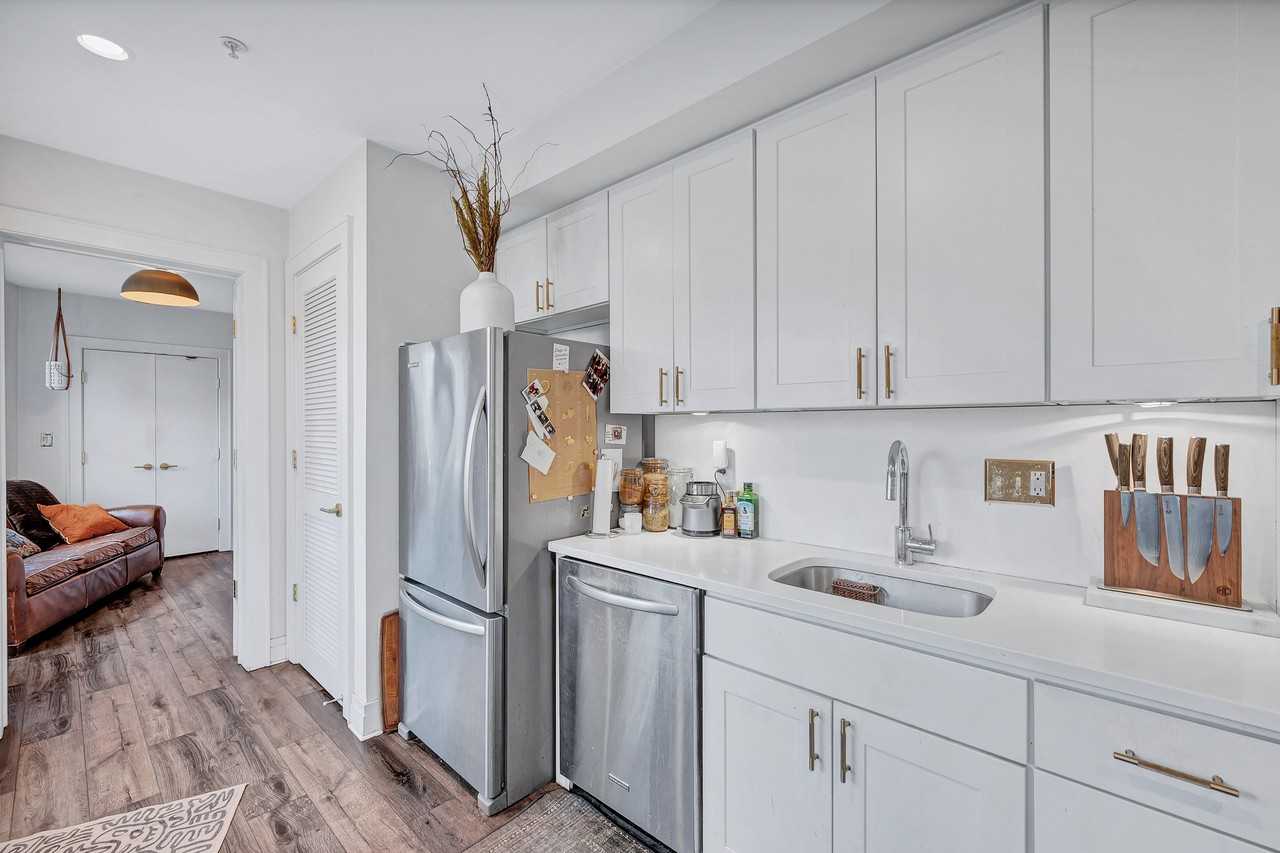 1300 Park Road Northwest #2 - Photo 2 of 19