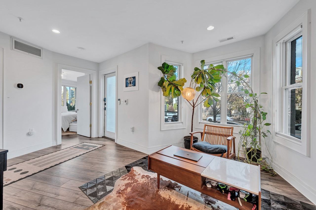 1300 Park Road Northwest #2 - Photo 5 of 19