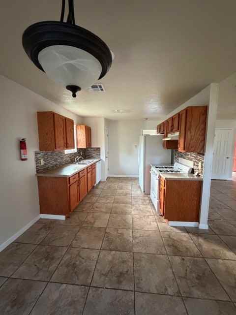 550 Dewey Rd #1 - Photo 6 of 20
