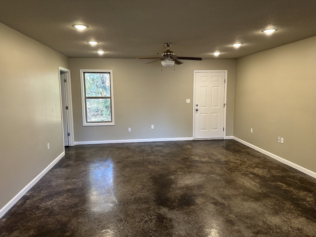 402 Kiersen Lane #1 - Photo 3 of 18