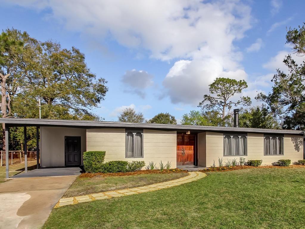 8521 Howell Drive #8521 - Photo 3 of 18