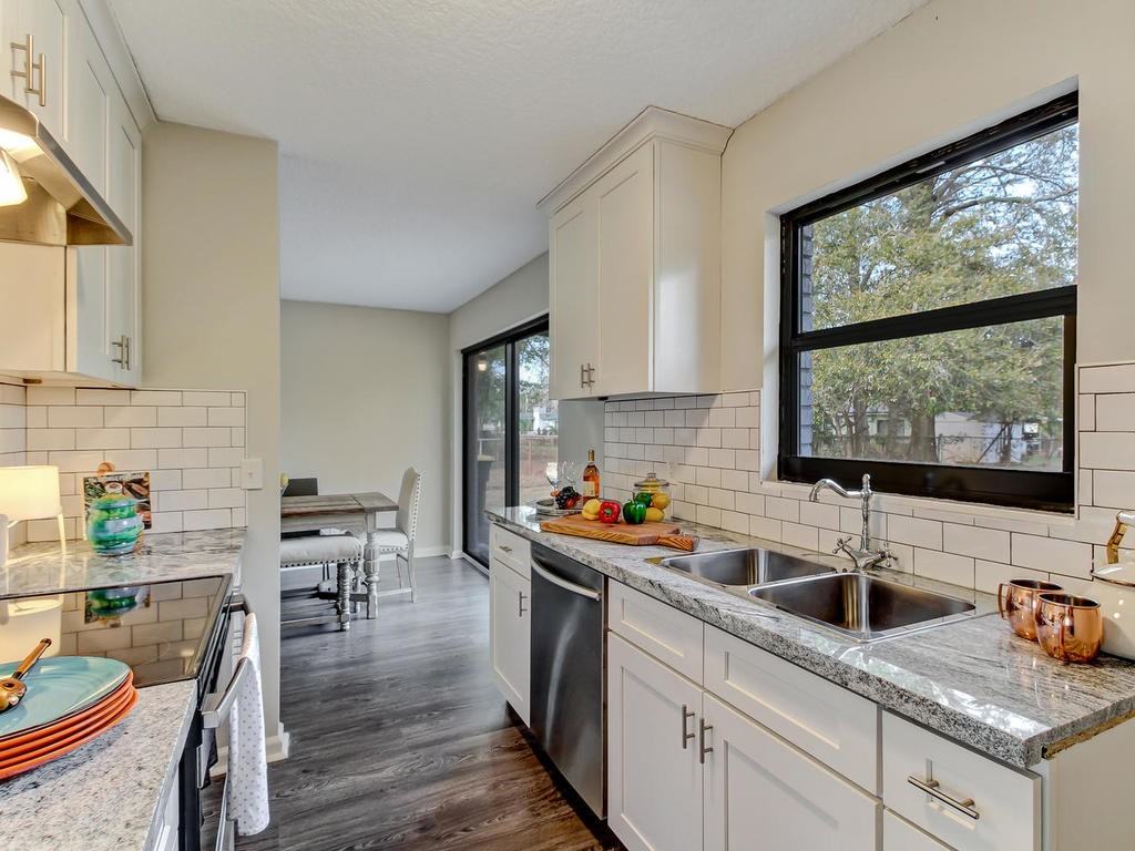 8521 Howell Drive #8521 - Photo 5 of 18