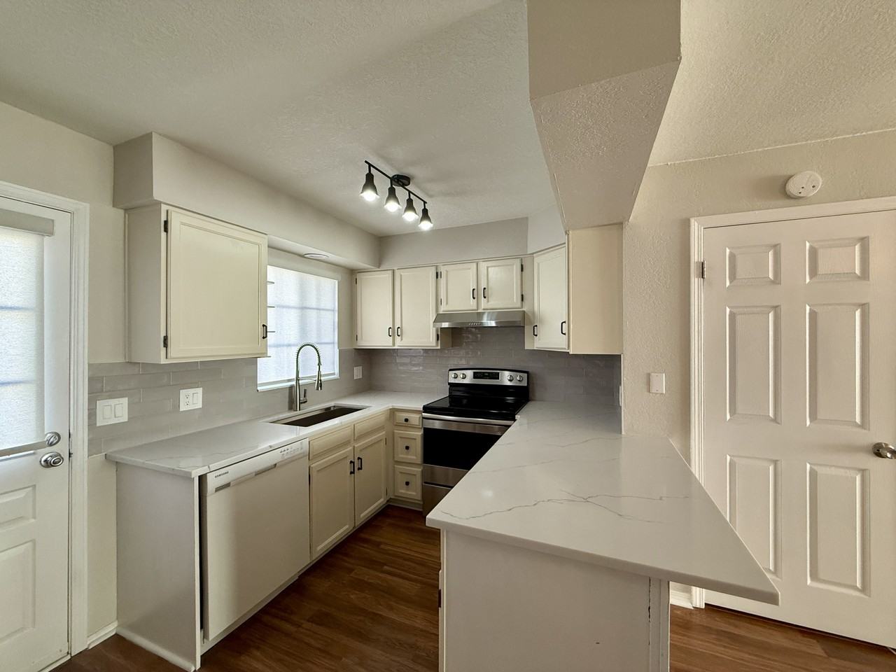 19738 Applewood Court #1 - Photo 7 of 17