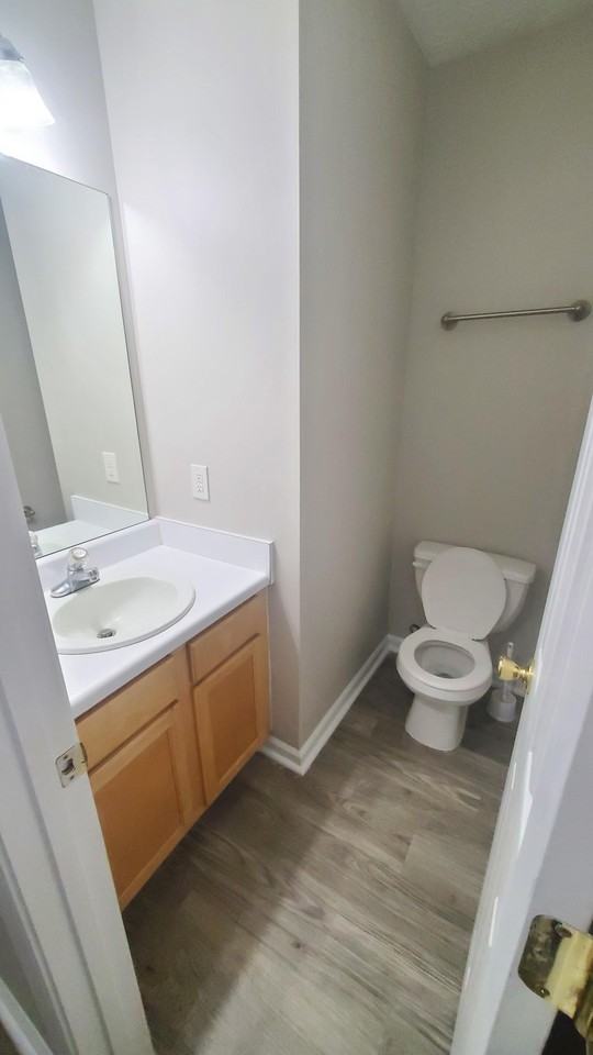 351 Parkview Manor Dr #1 - Photo 4 of 12