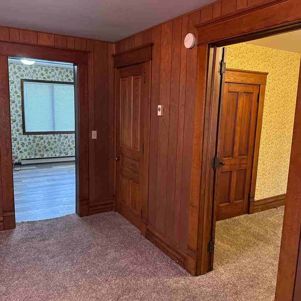 713 N Main St #1 - Photo 4 of 10