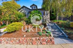 featured image of 860 Portal Avenue #1