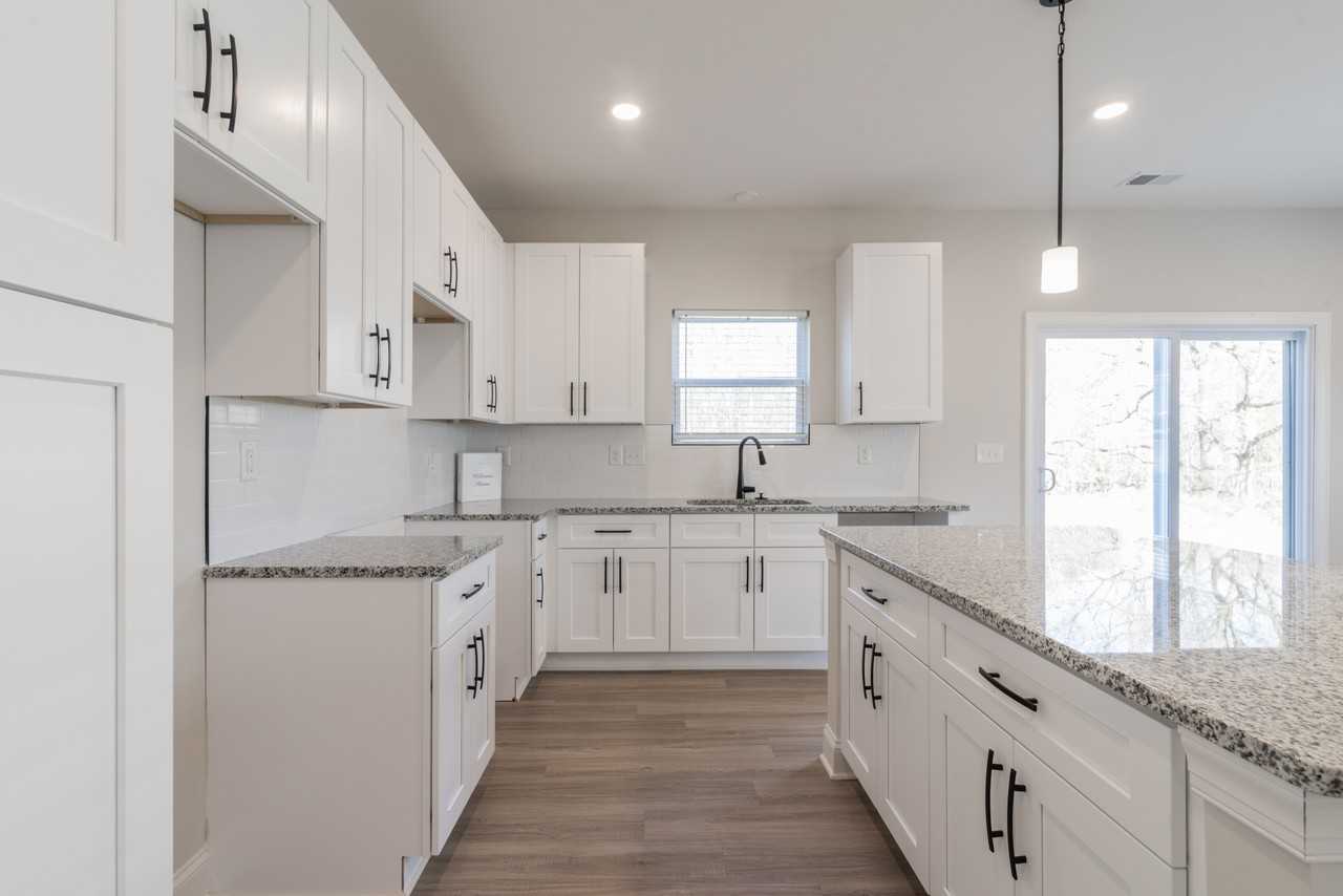 3632 Trull St #1 - Photo 7 of 38