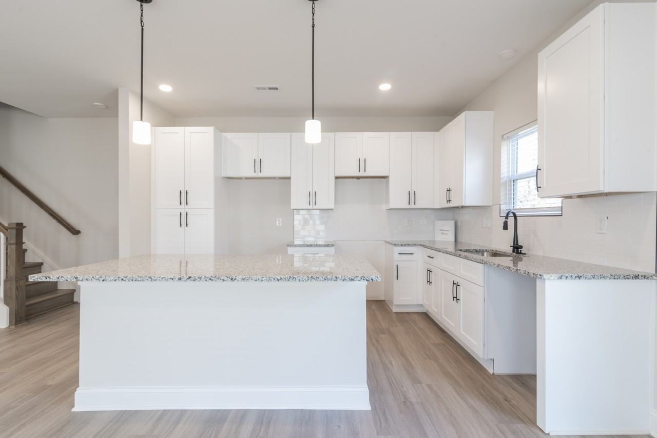 3636 Trull St #1 - Photo 6 of 38