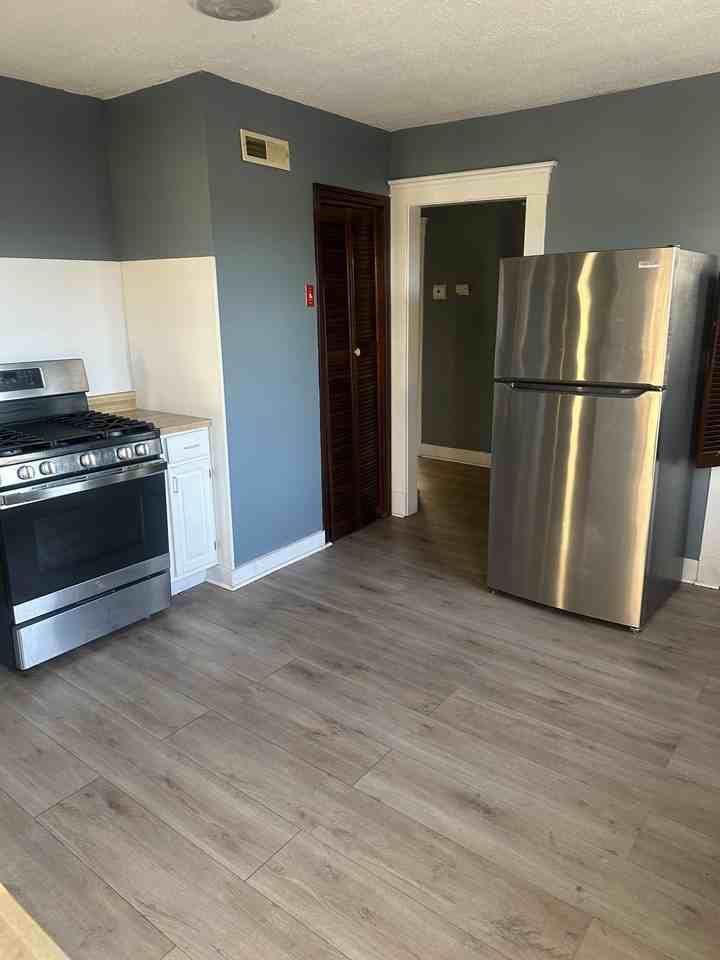 84 Lexington Street #3 - Photo 5 of 13