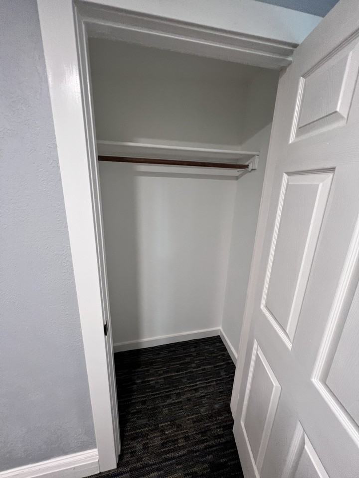 514 Pleasant St #2 - Photo 6 of 13