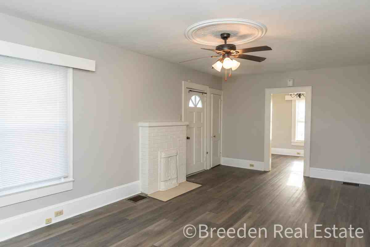 400 Collett Street #1 - Photo 2 of 13