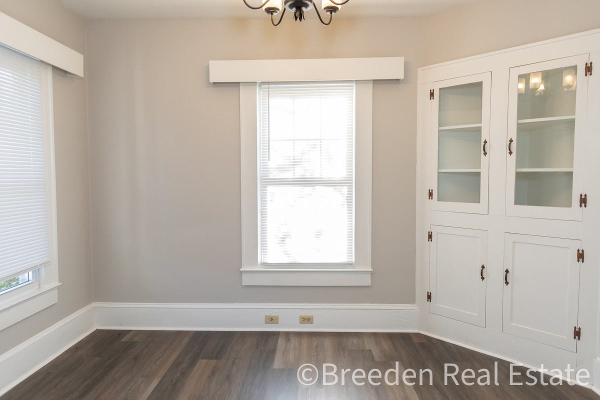 400 Collett Street #1 - Photo 4 of 13