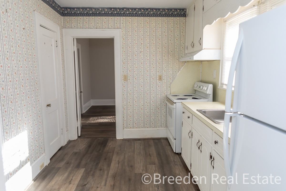 400 Collett Street #1 - Photo 6 of 13