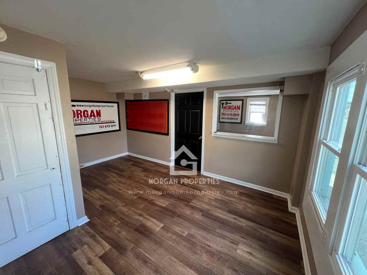 917 East 8th Street #1 - Photo 2 of 10