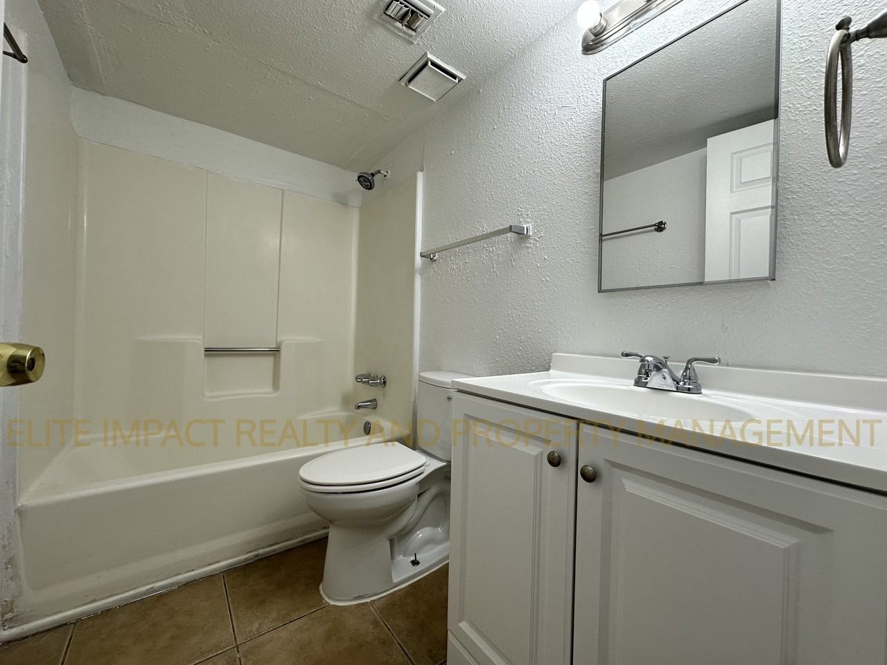 423 East Thoroughbred Street #0 - Photo 7 of 10