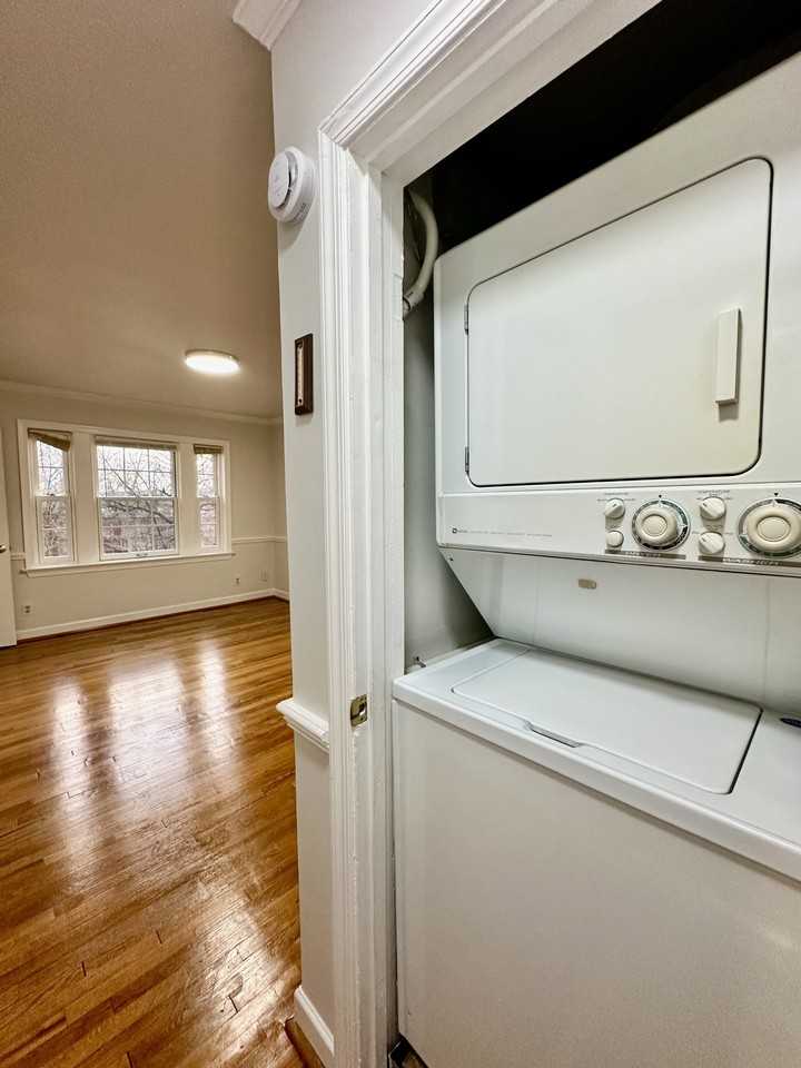 919 Church Street #3 - Photo 3 of 29