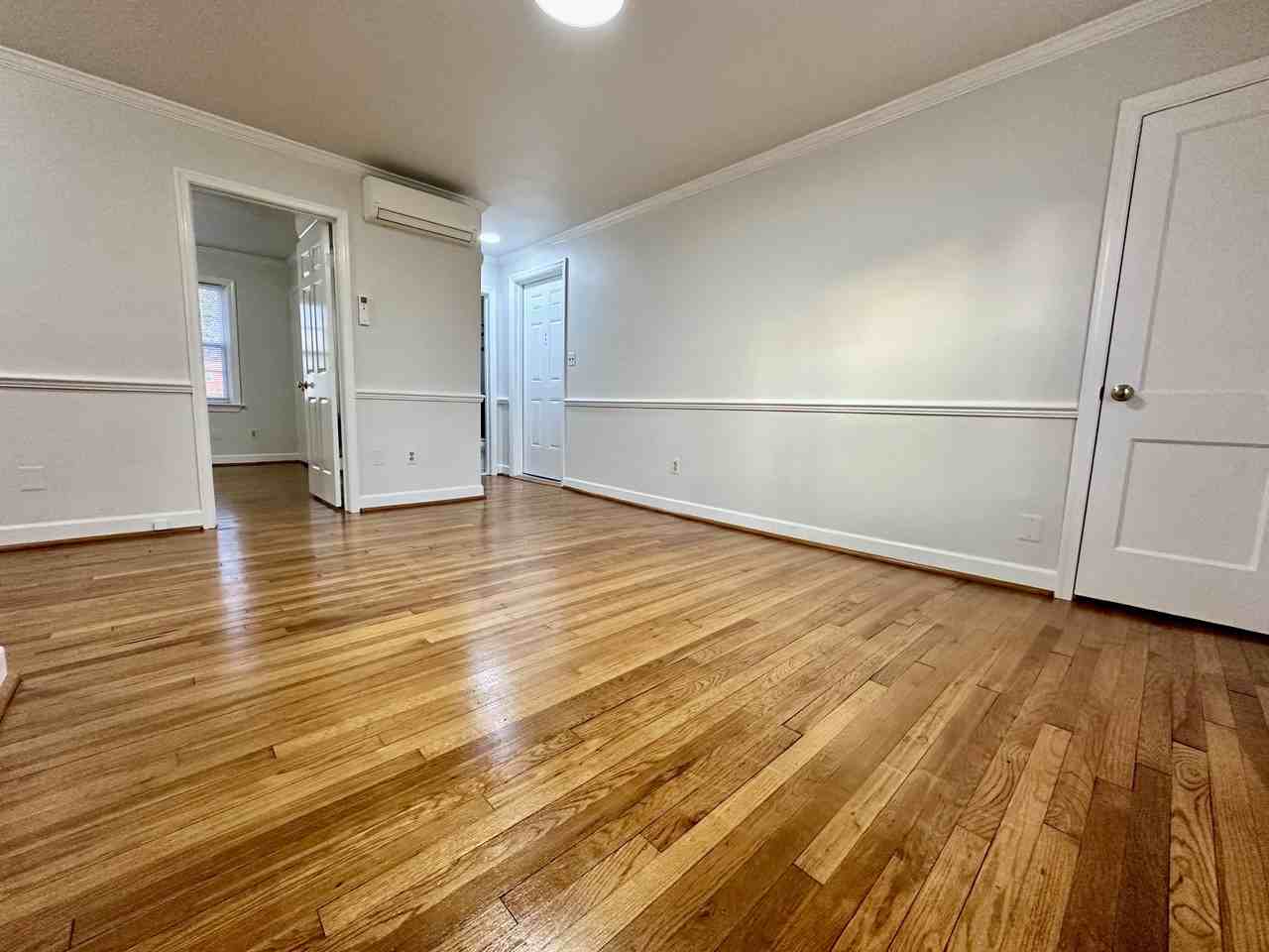 919 Church Street #3 - Photo 5 of 29