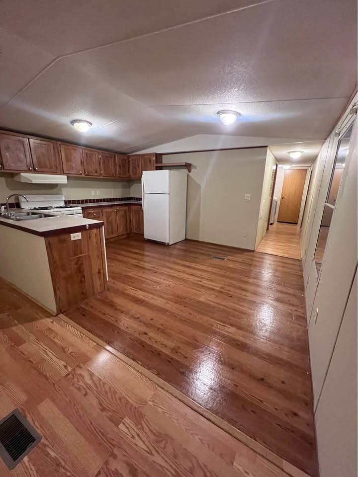 11 Countryside Ct #11 - Photo 3 of 10