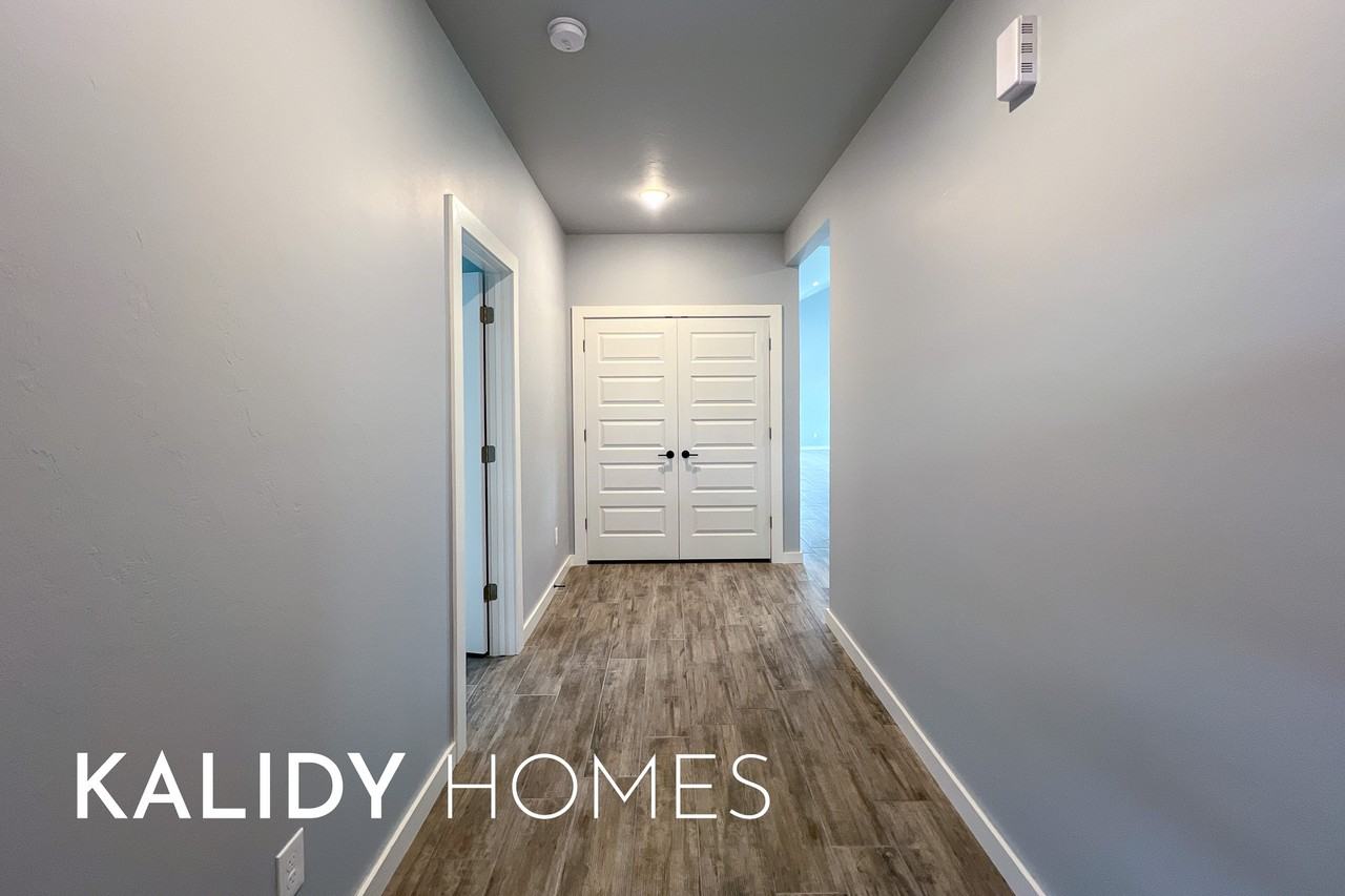 520 Kearny Ln #1 - Photo 4 of 50