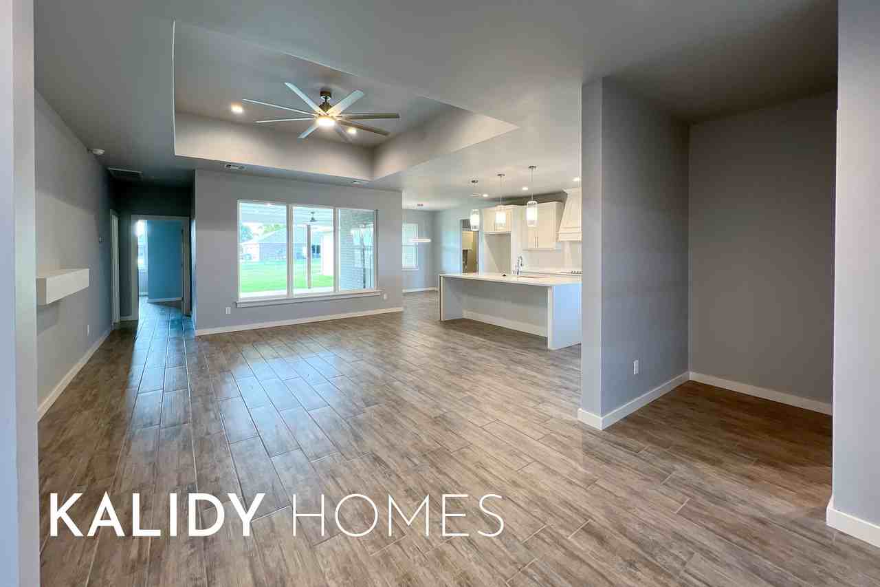 12624 E Hefner Rd #1 - Photo 5 of 36