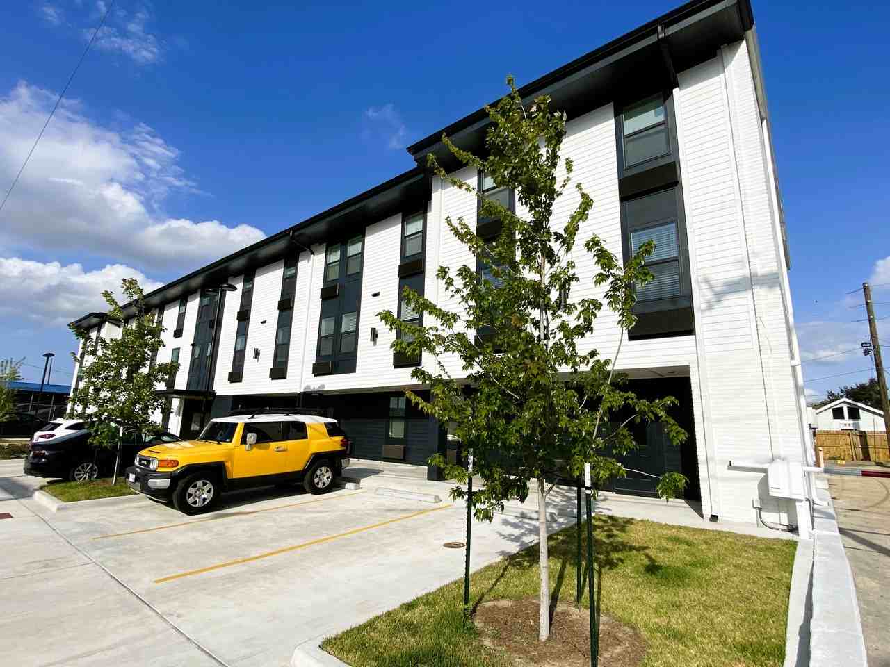 261 Jules Avenue #49 - Photo 3 of 6