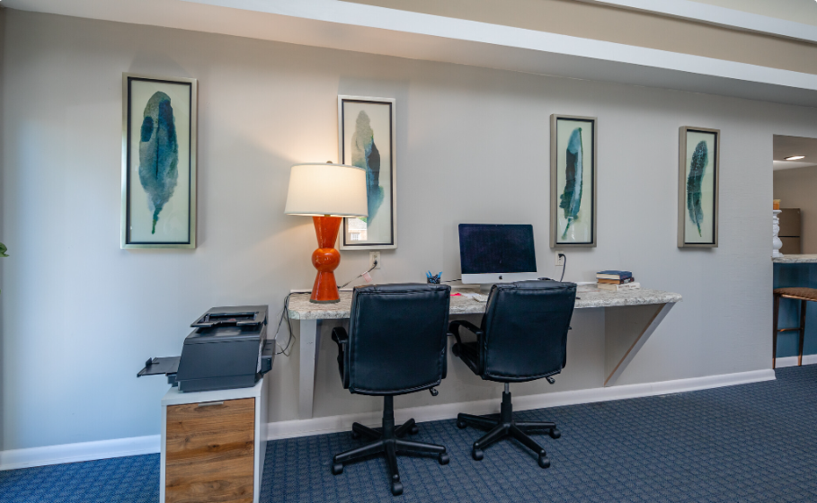 907 Watts Circle #907 - Photo 3 of 4