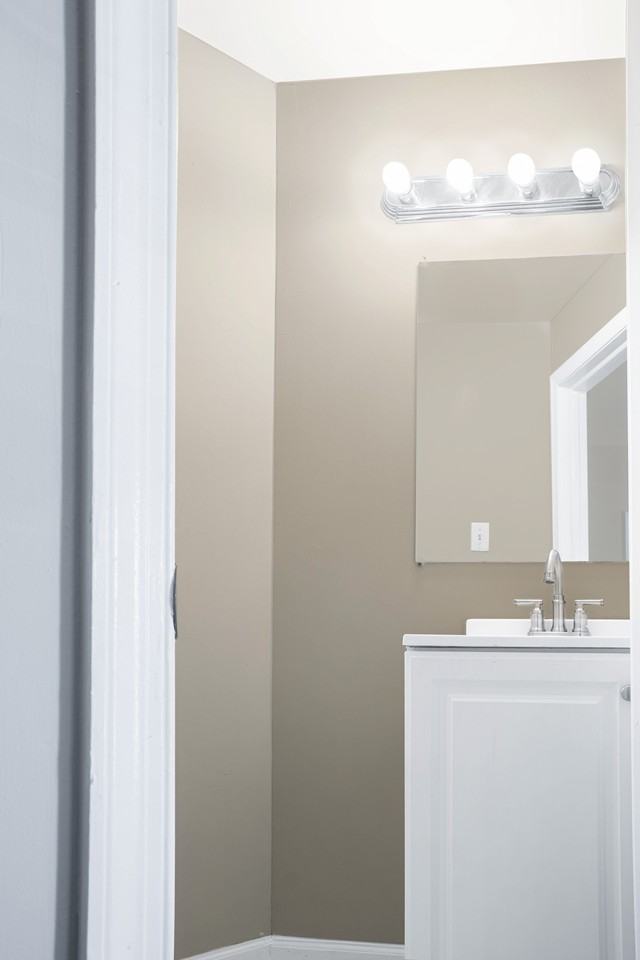 2137 Mifflin St #1 - Photo 4 of 22