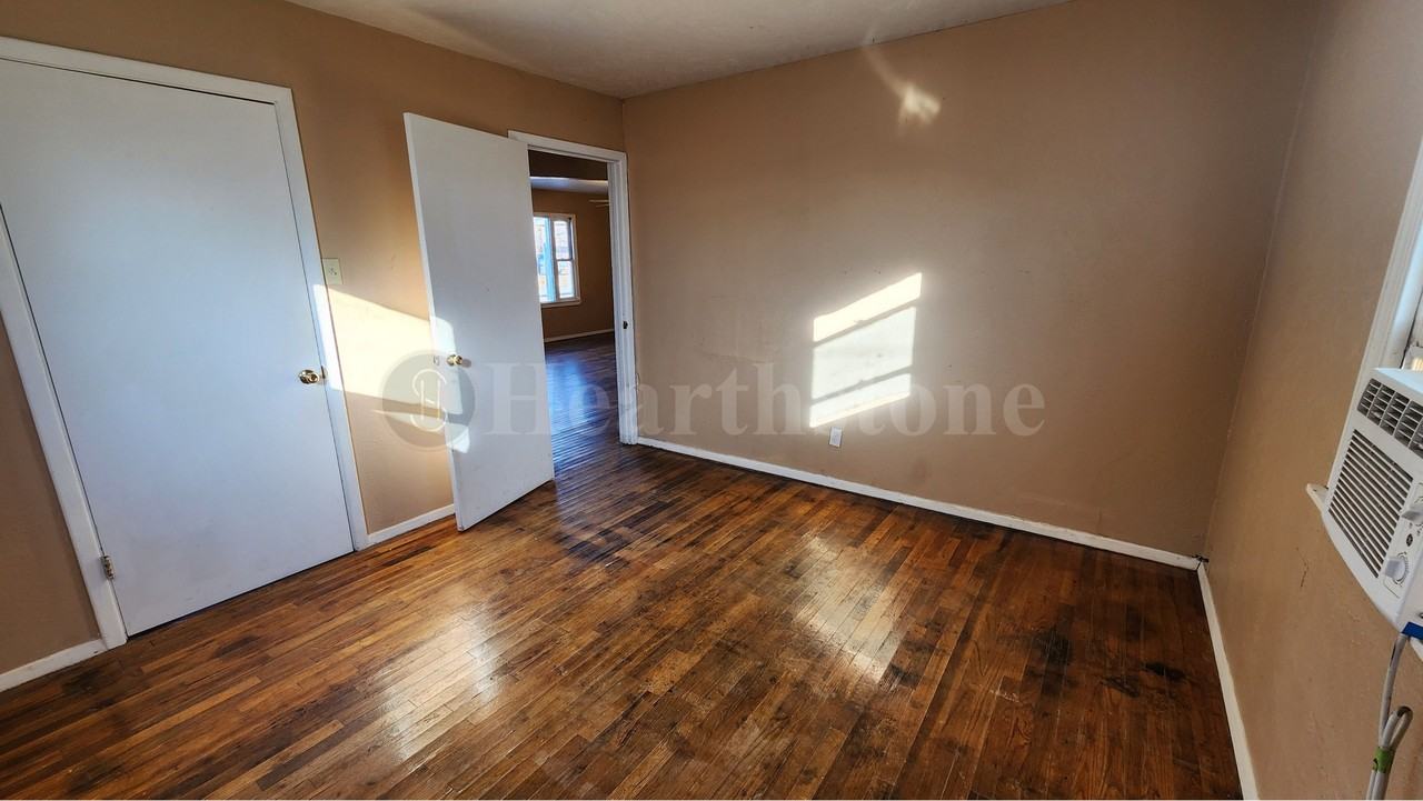 1012 East Brazos Street #1 - Photo 4 of 21