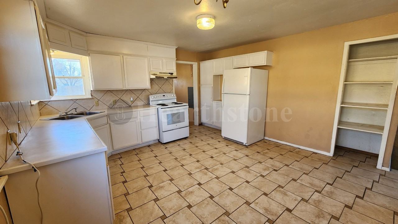 1012 East Brazos Street #1 - Photo 7 of 21