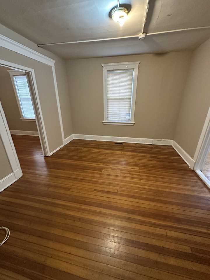 29 Handy Street #1 - Photo 4 of 12