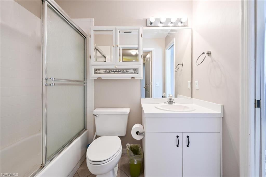 494 Saint Andrews Boulevard #1 - Photo 4 of 18