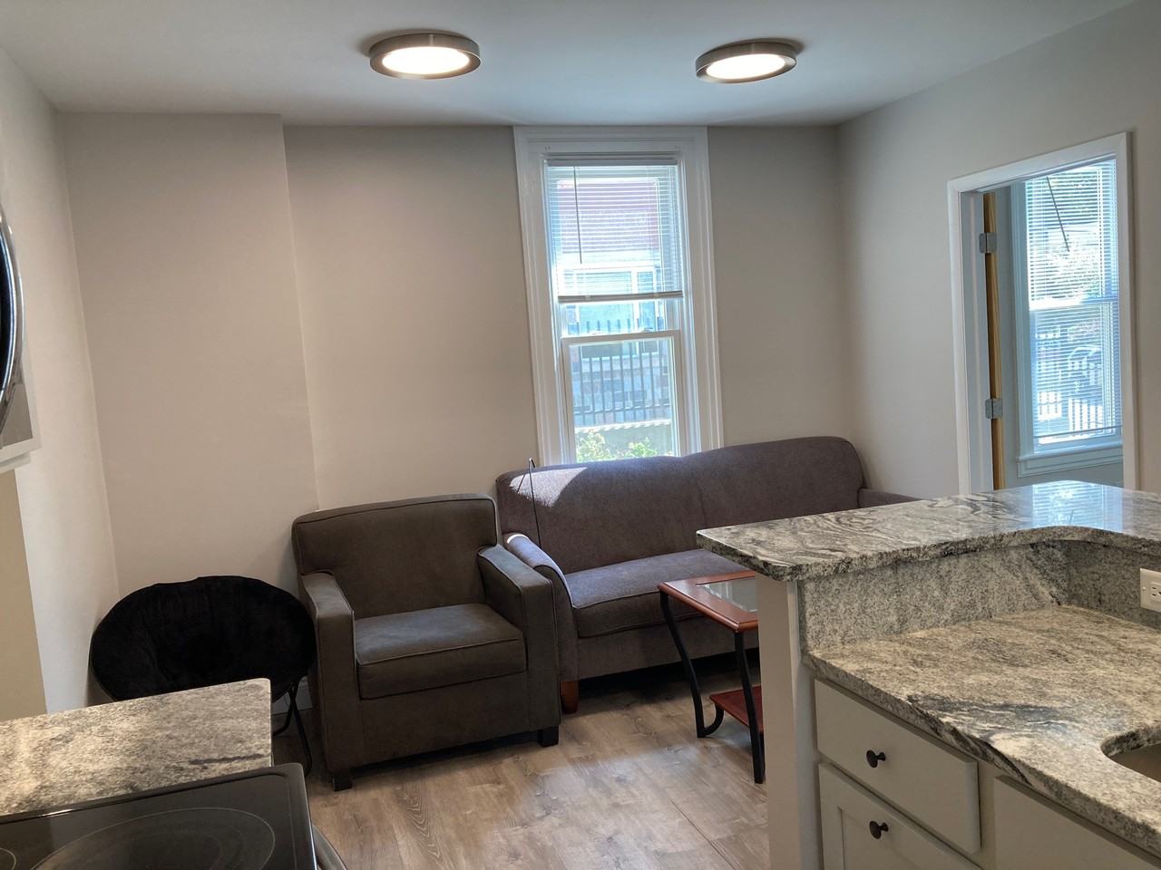 311 East Madison Street #1 - Photo 2 of 6