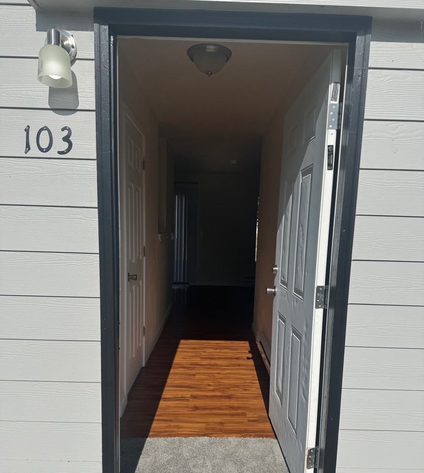 3025 Maryland St #A103 - Photo 4 of 14