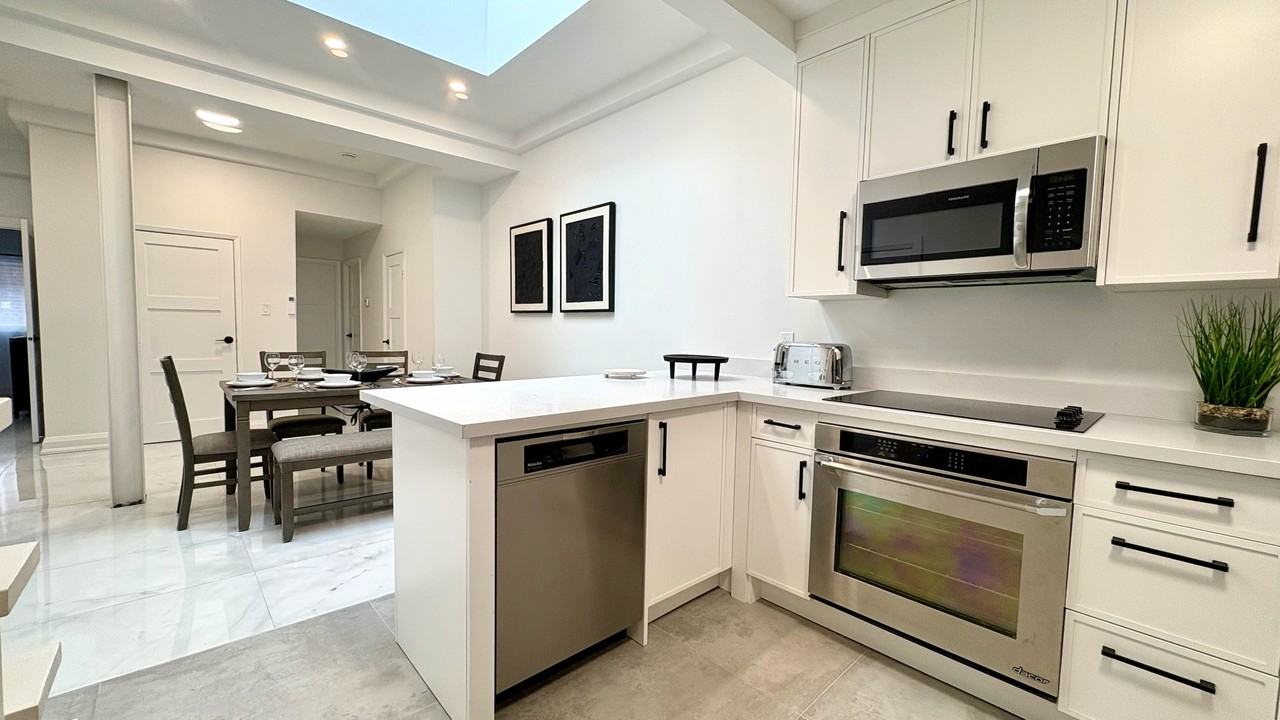 754 Queen Street East #3